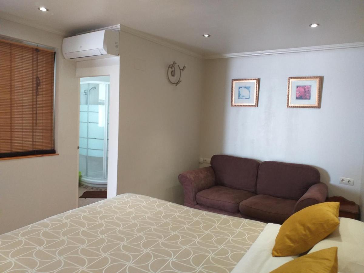 Malaga Ensuites City Centre Ngoại thất bức ảnh